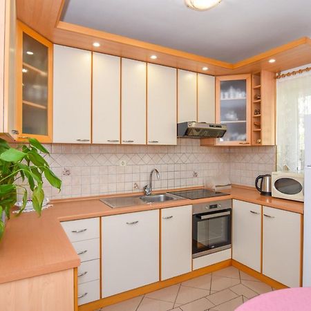 Apartmani Marija Ljubica Pag Town Exterior foto