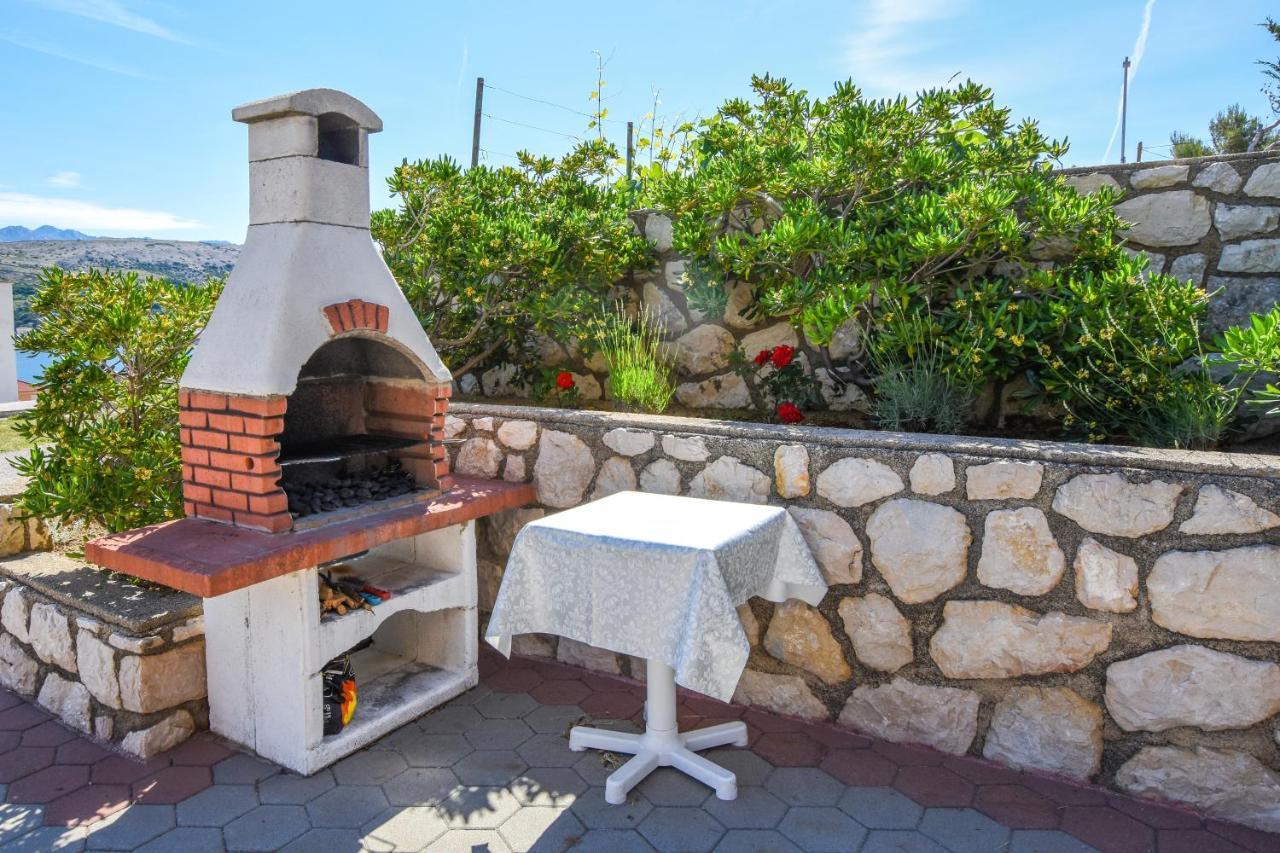 Apartmani Marija Ljubica Pag Town Exterior foto