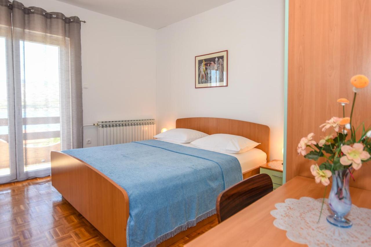 Apartmani Marija Ljubica Pag Town Exterior foto