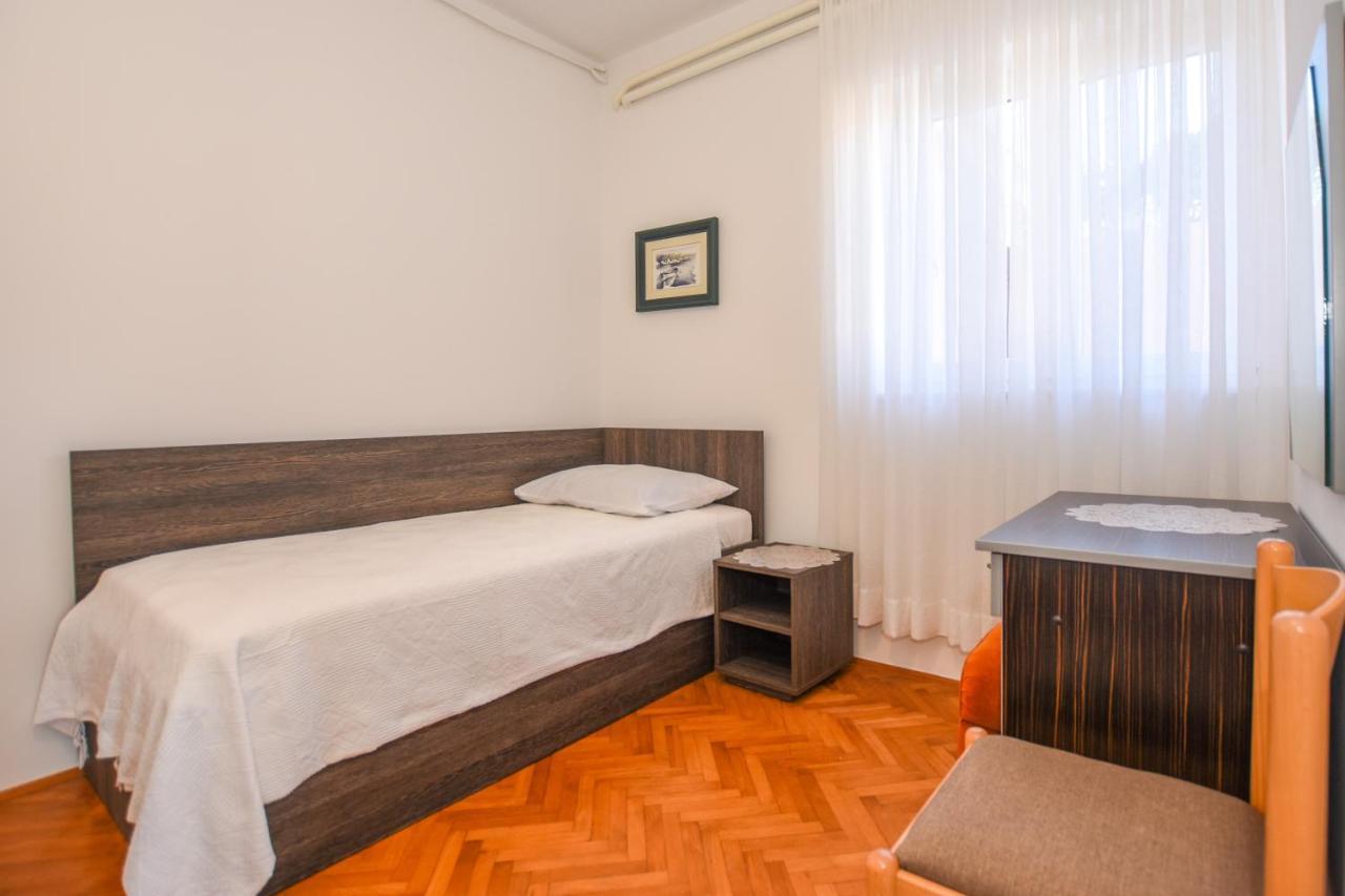 Apartmani Marija Ljubica Pag Town Exterior foto