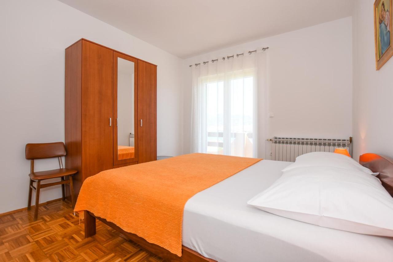 Apartmani Marija Ljubica Pag Town Exterior foto