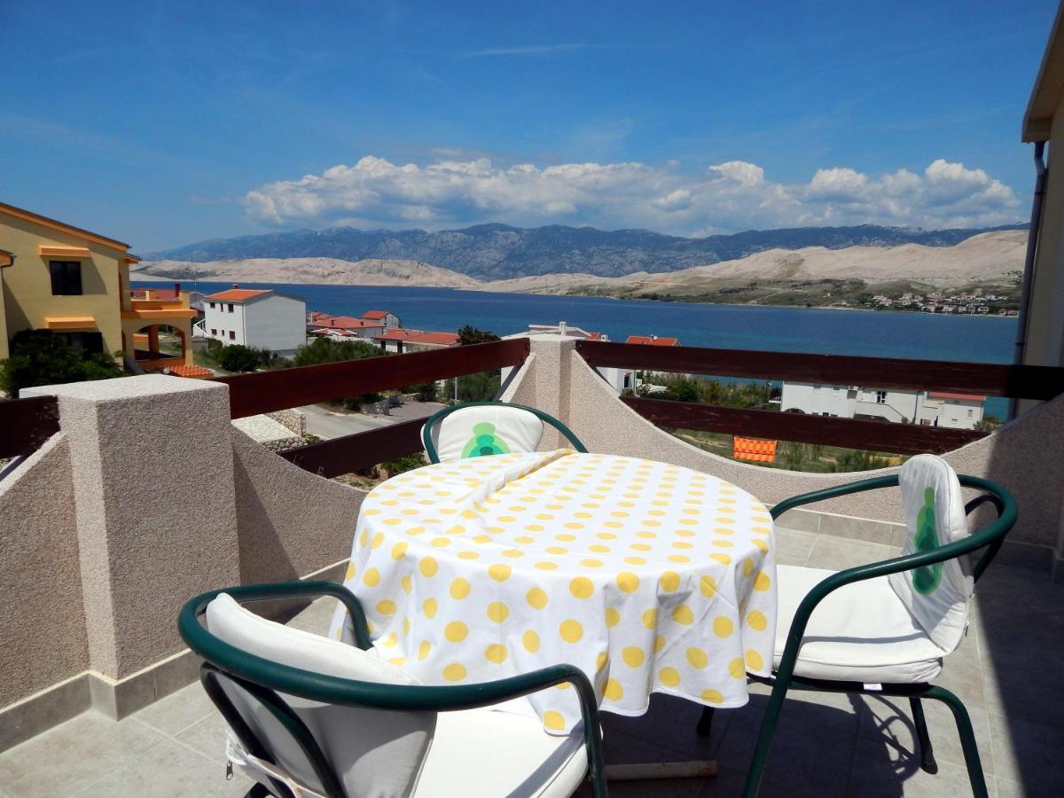 Apartmani Marija Ljubica Pag Town Exterior foto