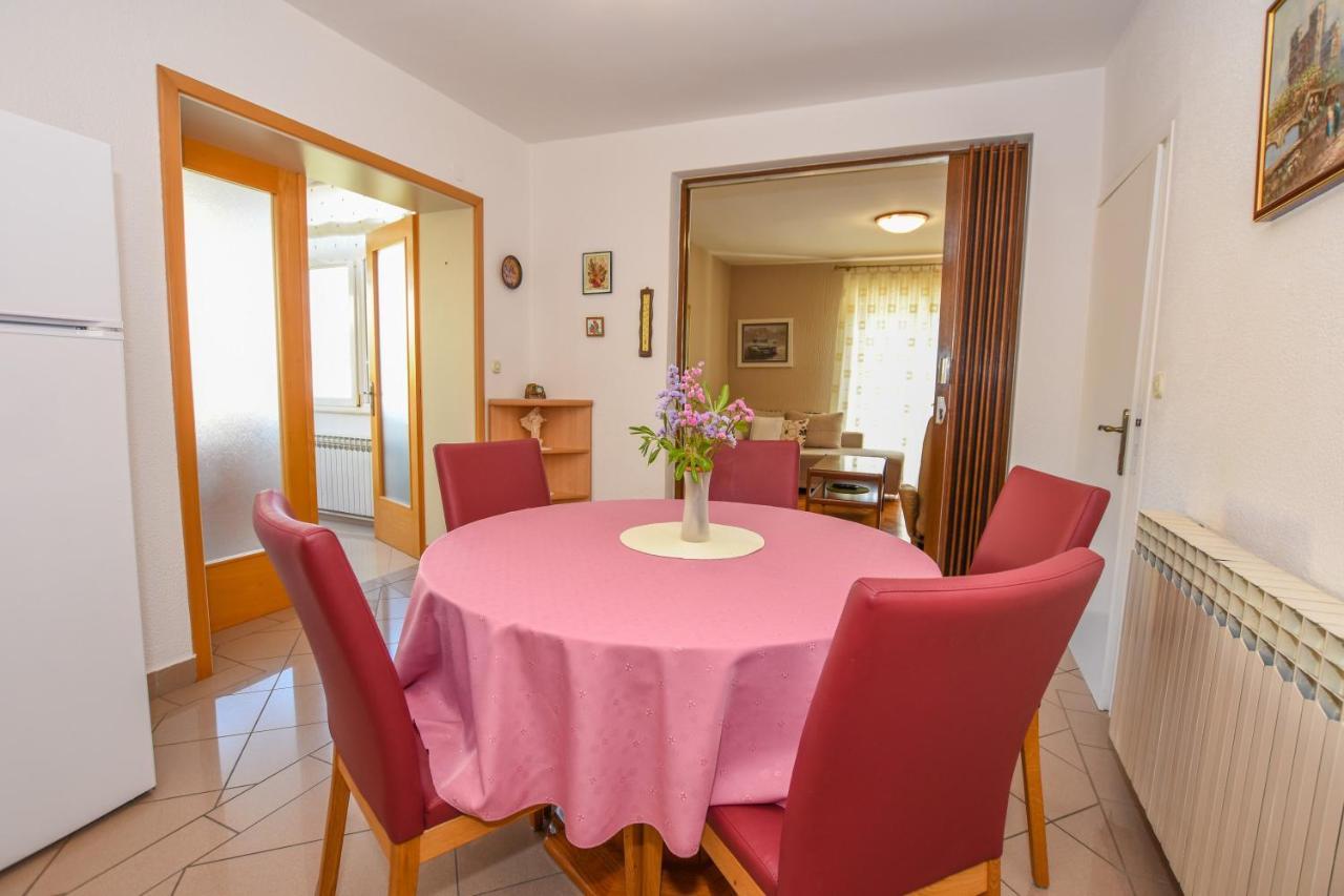 Apartmani Marija Ljubica Pag Town Exterior foto