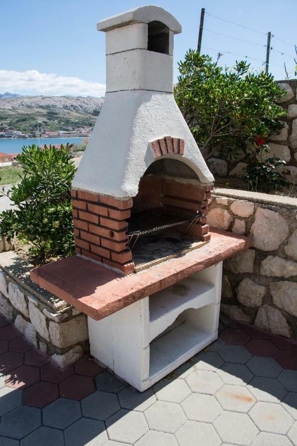 Apartmani Marija Ljubica Pag Town Exterior foto